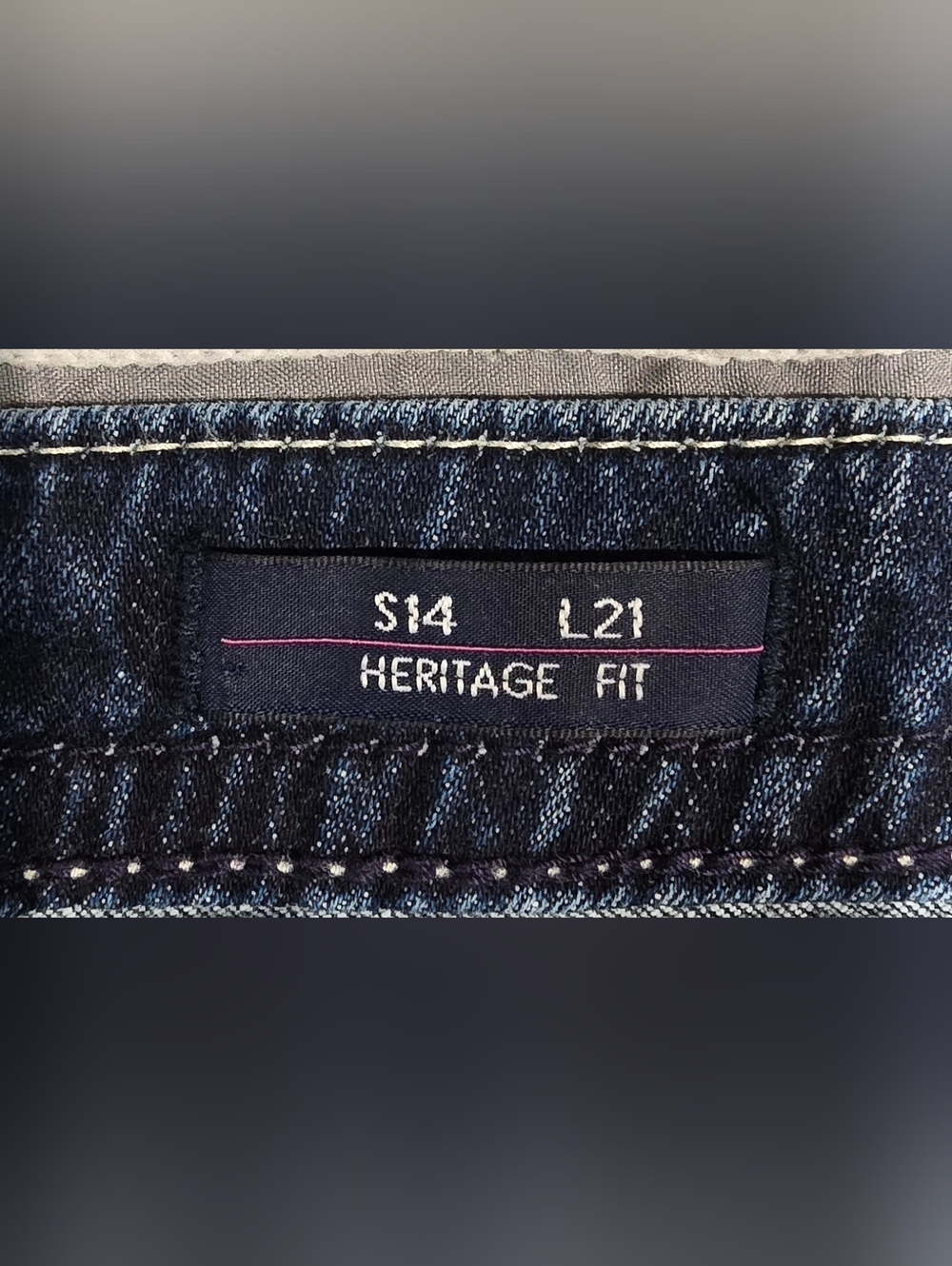 Vigoss Midrise New York Denim Capris Size 14 - Picture 7 of 9
